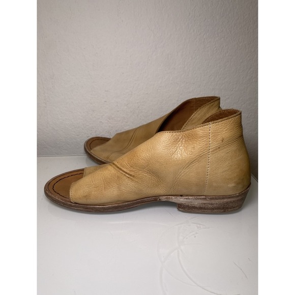 Free People Mont Blanc Sandals Womens Size 36 US 5.5 Tan Open Toe/Side Comfort - Picture 8 of 16